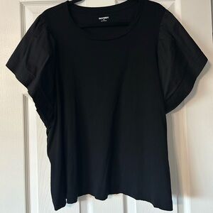 Old Navy Black Flutter Sleeve blouse